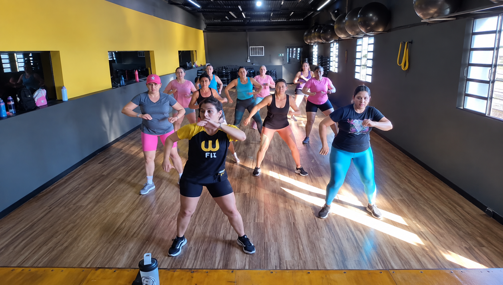 Treino funcional com cordas navais